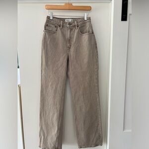 Oat A&F Curve Love High Rise 90s Relaxed Jean 26